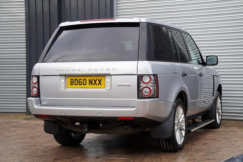 Used Land Rover Range Rover Autobiography 313 HP (230 kW) 2010 Silver SUV