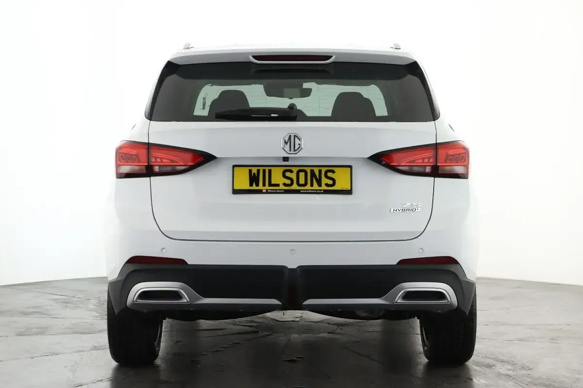 Used MG ZS Trophy 2024 White SUV