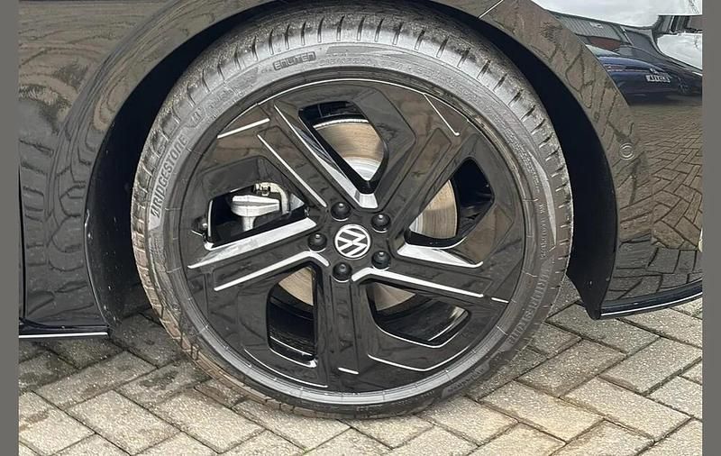 New VW ID.3 GTX 239 kW (326 HP) 2025 Black Hatchback