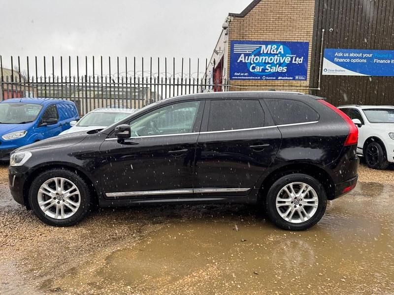 Used Volvo XC60 SE Lux 190 HP (139 kW) 2015 Black SUV
