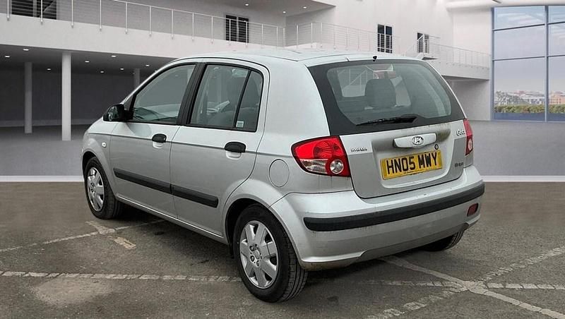 Used Hyundai Getz 82 HP (60 kW) 2005 Silver Hatchback