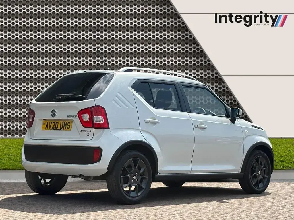 Used Suzuki Ignis SZ-T 83 HP (61 kW) 2020 White SUV
