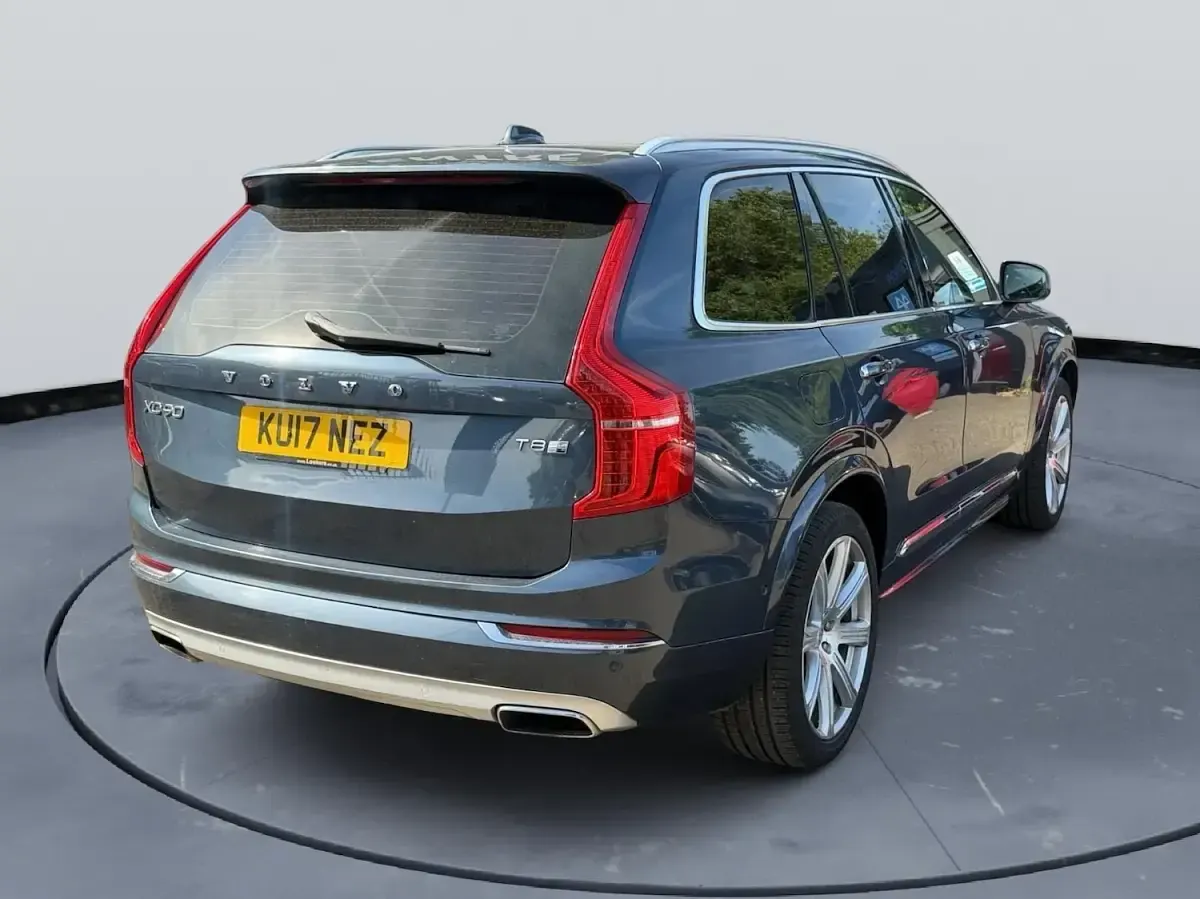 Used Volvo XC90 Inscription 2017 Blue SUV
