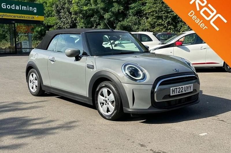 Used 2022 Mini Cooper Classic Hatchback | £17,500 (Fair price) - Image 1/1