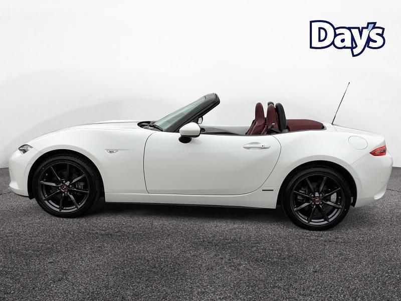Used Mazda MX5 Edition 184 HP (135 kW) 2021 White Cabriolet