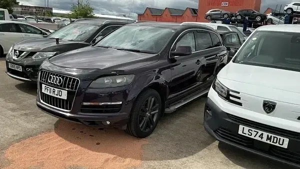 Used Audi Q7 Exclusive 245 HP (180 kW) 2011 Purple SUV