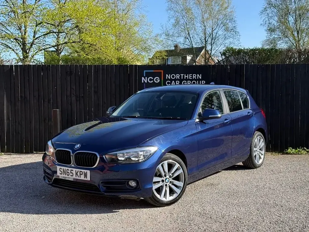 Usado BMW 116 Sport Line 2015 Azul Utilitario