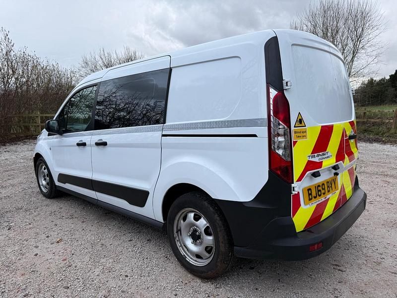 Used Ford Transit Connect 100 HP (73 kW) 2019 White MPV