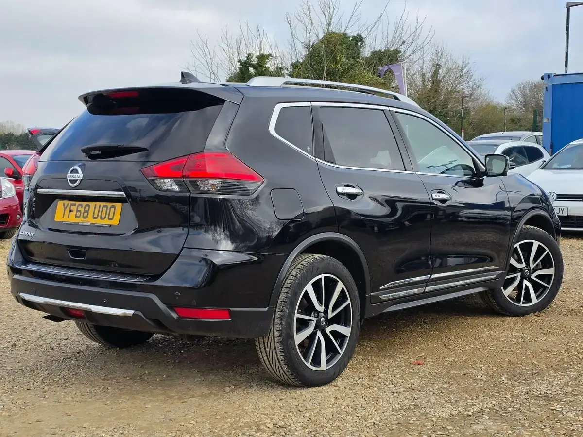 Used Nissan X-Trail Tekna 163 HP (119 kW) 2018 Black SUV