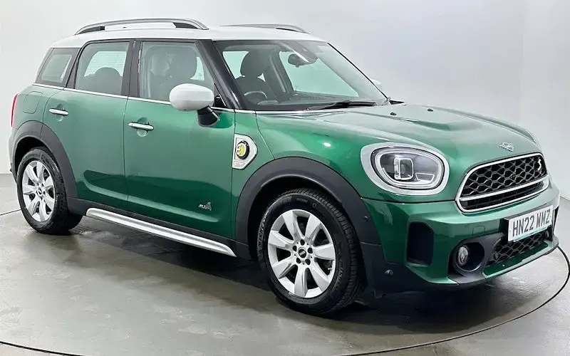 Used Mini Cooper S Classic 220 HP (161 kW) 2022 Hatchback