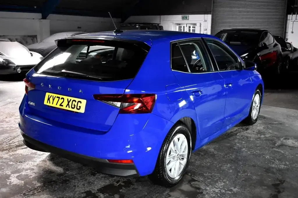 Used Skoda Fabia Comfort 95 HP (69 kW) 2022 Blue Hatchback
