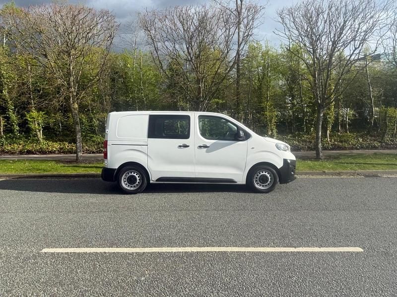 Used Peugeot Expert 2018 White Van