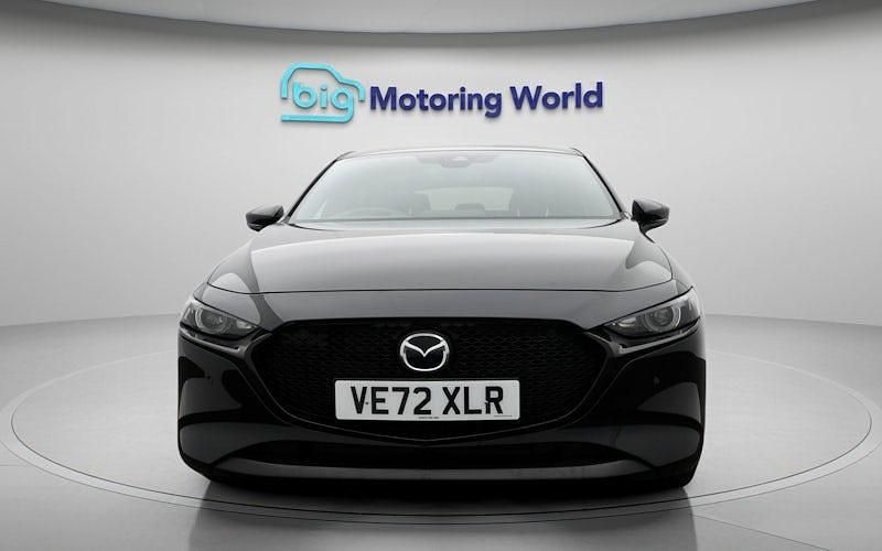 Begagnad Mazda 3 Inclusive 186 HK (136 kW) 2022 Svart Halvkombi