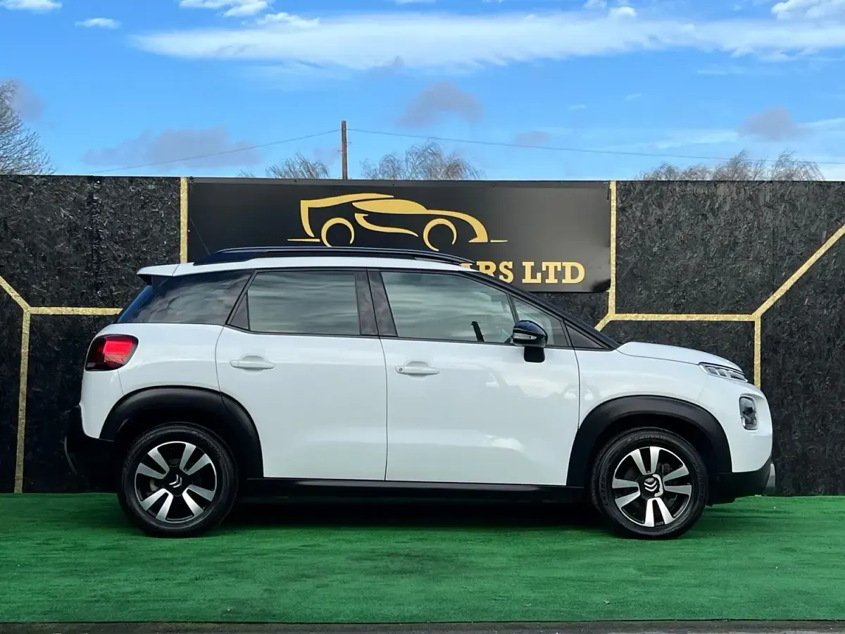 Used Citroën C3 Aircross Feel 110 HP (80 kW) 2018 White SUV
