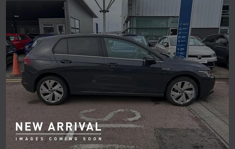 Used VW Golf VIII Style 130 HP (95 kW) 2022 Grey Hatchback