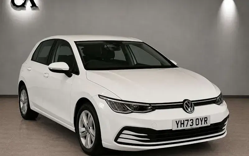 Used VW Golf VIII Life 131 HP (96 kW) 2023 Hatchback