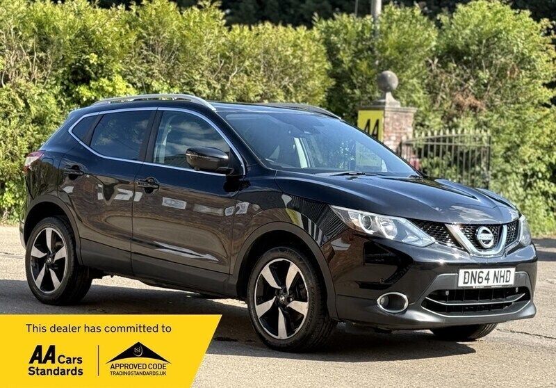Black Used 2014 Nissan Qashqai N-TEC SUV | £6,990 (Fair price) - Image 1/2
