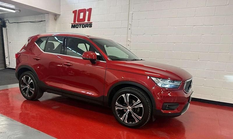 Used Volvo XC40 Inscription 2021 Red SUV