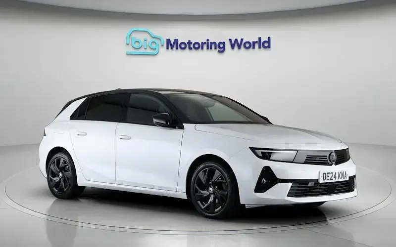 Used Vauxhall Astra 131 HP (96 kW) 2026 Hatchback