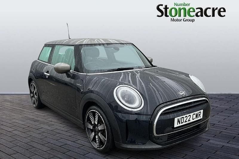 Used Mini Cooper Exclusive 134 HP (98 kW) 2022 Other Hatchback