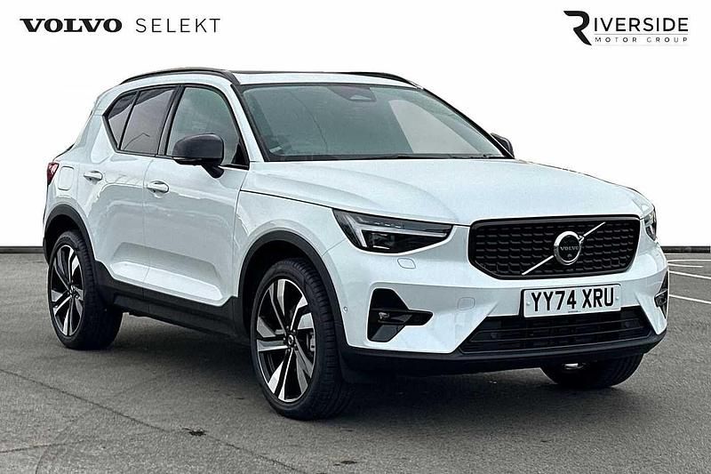 Used Volvo XC40 Ultra 163 HP (119 kW) 2024 White SUV