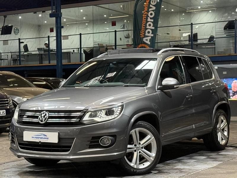 Grey Used 2013 VW Tiguan R-line SUV | £8,395 (Fair price) - Image 1/4
