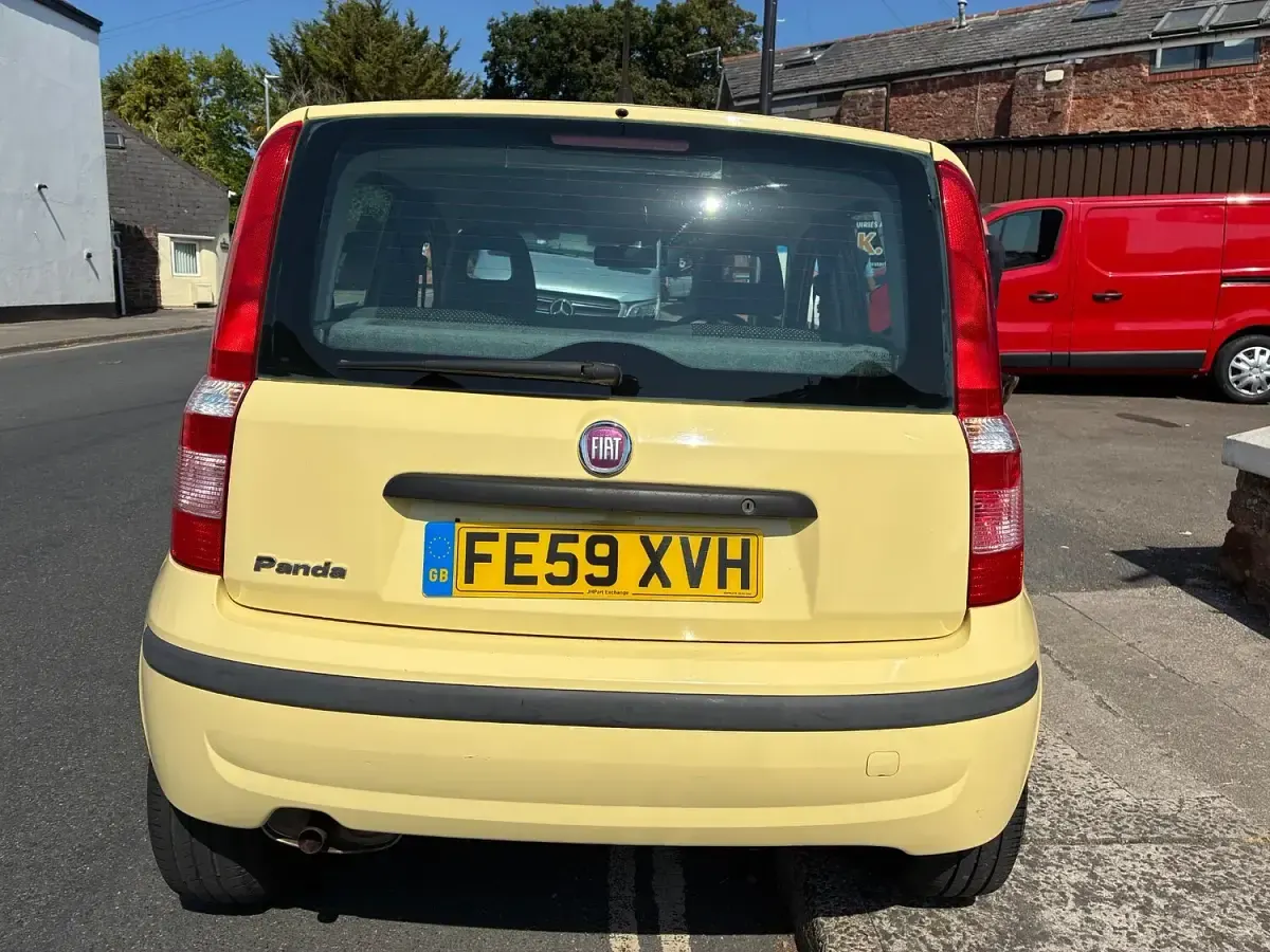 Used Fiat Panda Active 54 HP (39 kW) 2009 Yellow Hatchback