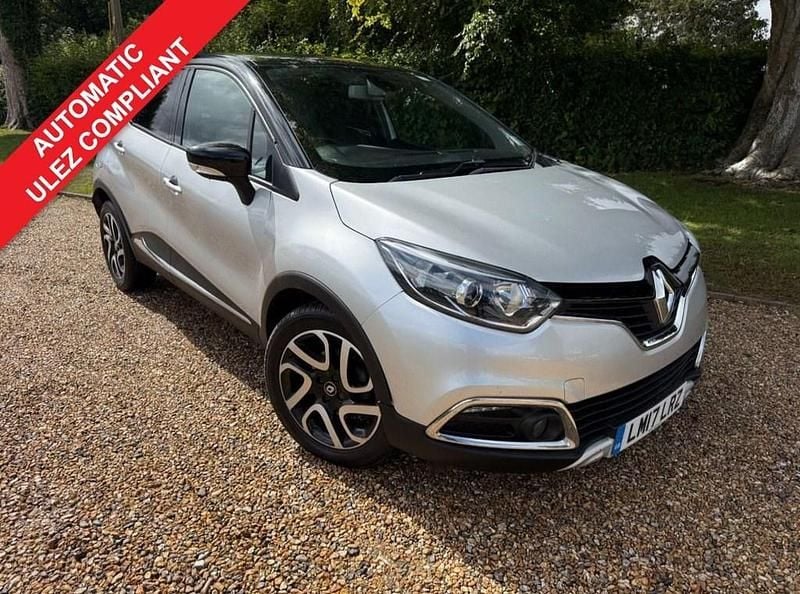 Silver Used 2017 Renault Captur Signature SUV | £9,995 (Fair price) - Image 1/4