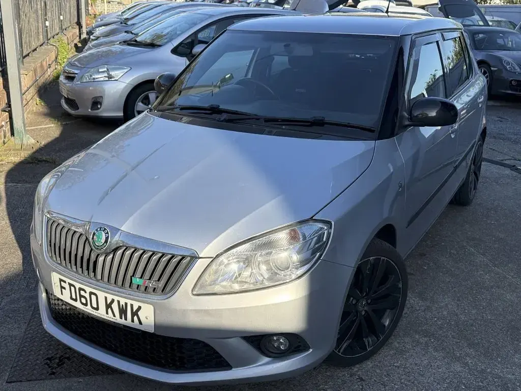 Used Skoda Fabia vRS 180 HP (132 kW) 2011 Silver Hatchback