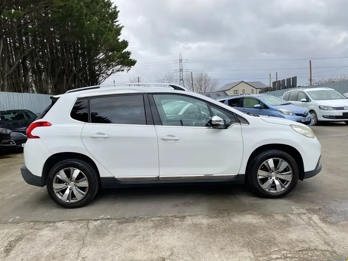 Used Peugeot 2008 Active 2015 White SUV