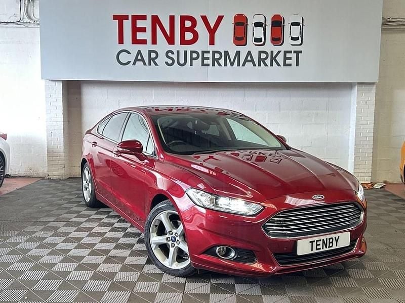 Red Used 2016 Ford Mondeo Titanium Hatchback | £8,995 (Fair price) - Image 1/3