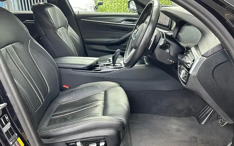 Used BMW 530e M Sport 292 HP (214 kW) 2022 Black Estate