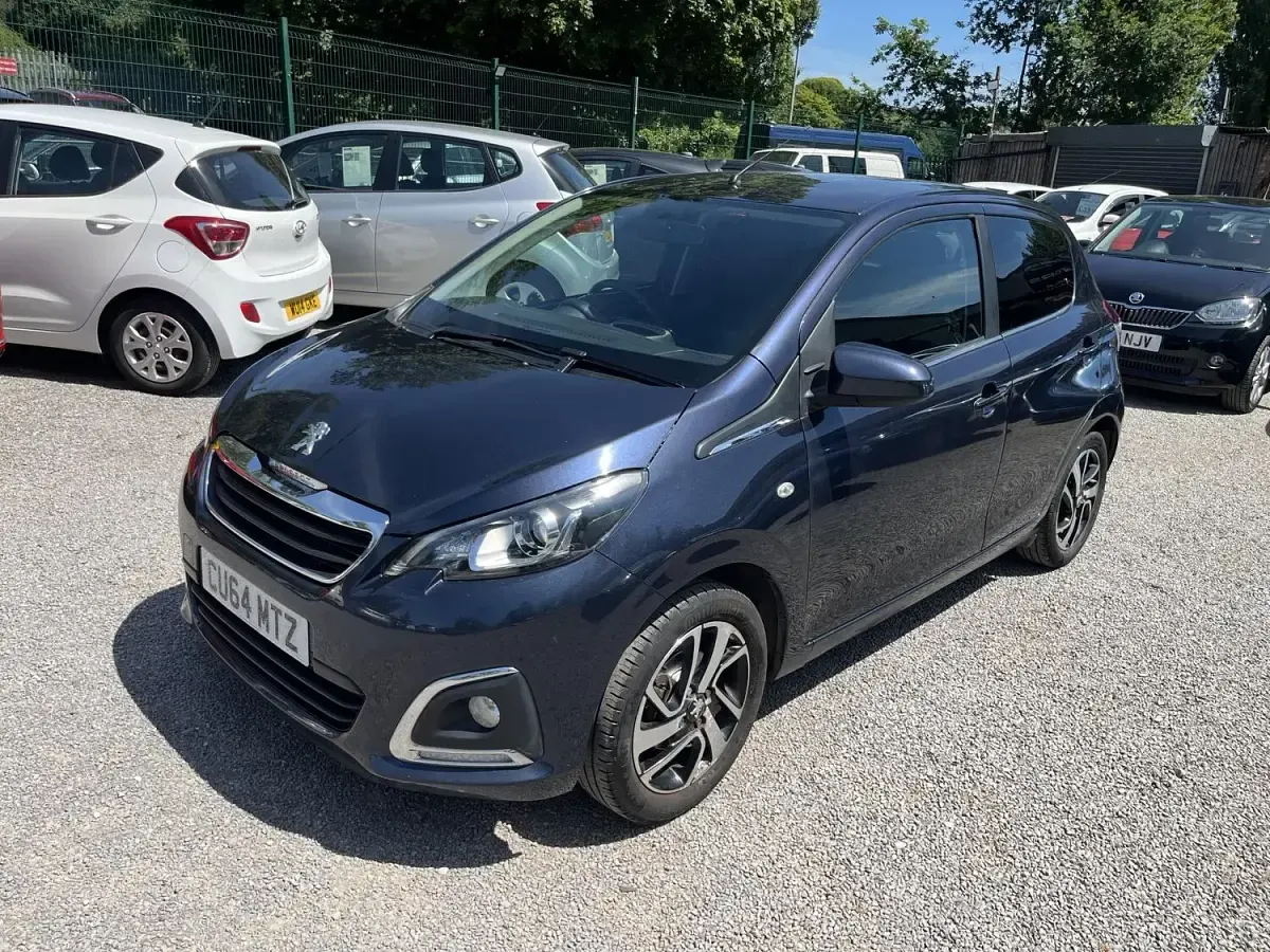 Used Peugeot 108 Allure 82 HP (60 kW) 2014 Blue Hatchback