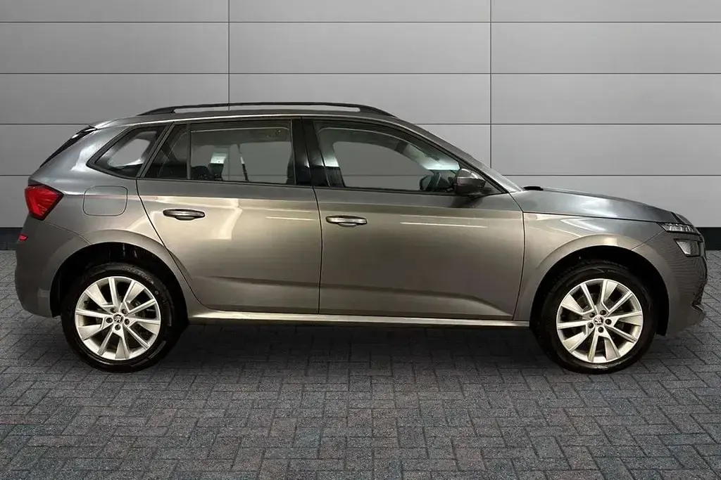 Used Skoda Kamiq SE 108 HP (79 kW) 2022 Grey SUV
