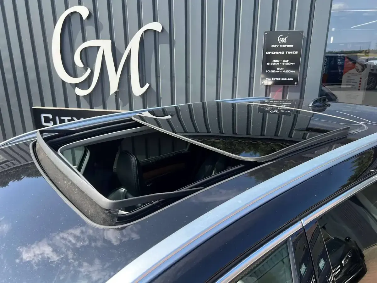 Used Volvo V90 Inscription 231 HP (169 kW) 2018 Black Estate