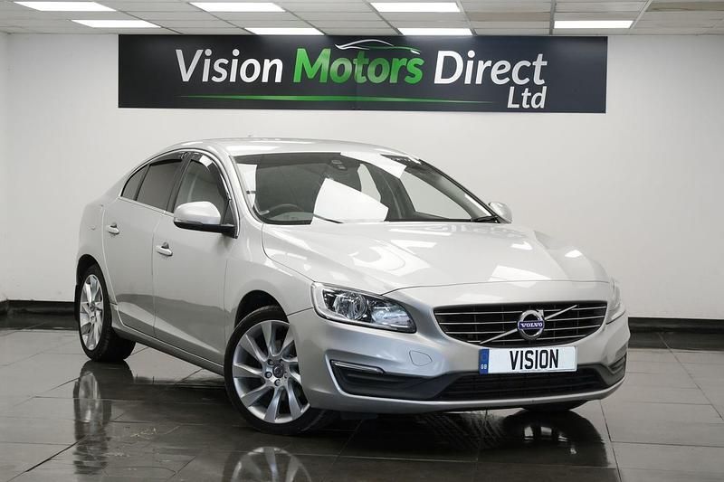 Used Volvo S60 SE 2018 Silver Sedan