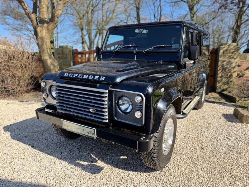 Black Used 2015 Land Rover Defender SUV | £31,990 - Image 1/4