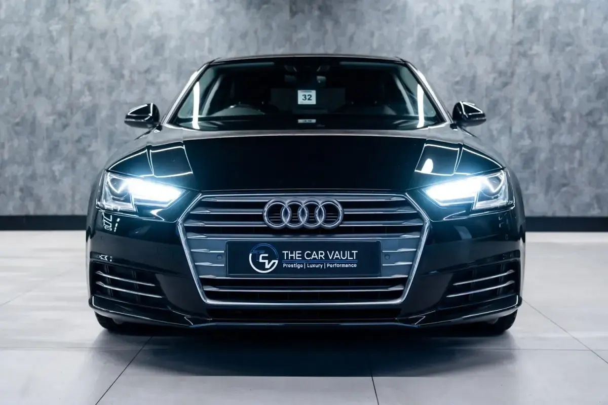 Używany Audi A4 Sport 2017 Czarny Sedan/Limuzyna