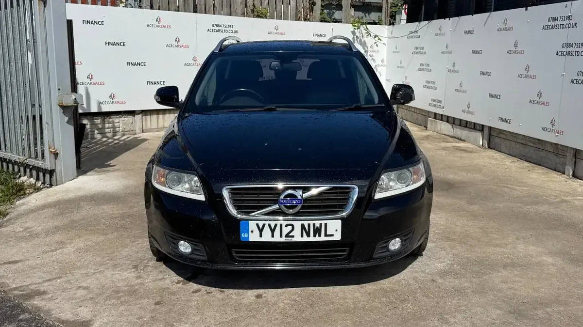 Used Volvo V50 SE 115 HP (84 kW) 2012 Black Estate