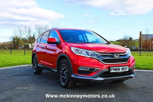 Red Used 2016 Honda CR-V SE Plus SUV | £11,995 (A bit pricey) - Image 1/4