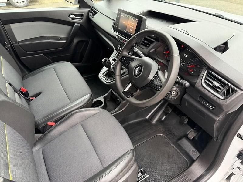 Used Renault Kangoo 95 HP (69 kW) 2024 White MPV