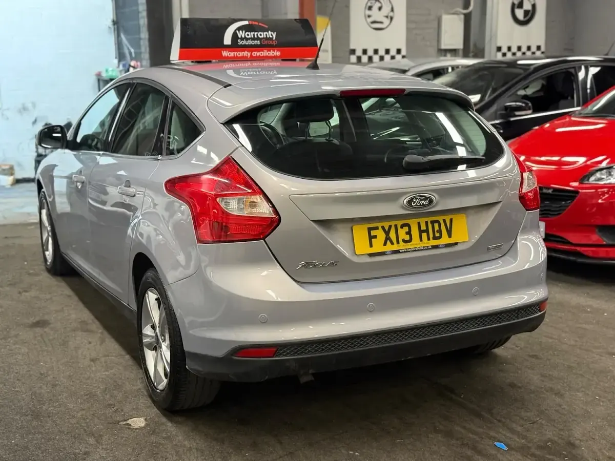Used Ford Focus Zetec 2013 Silver Hatchback