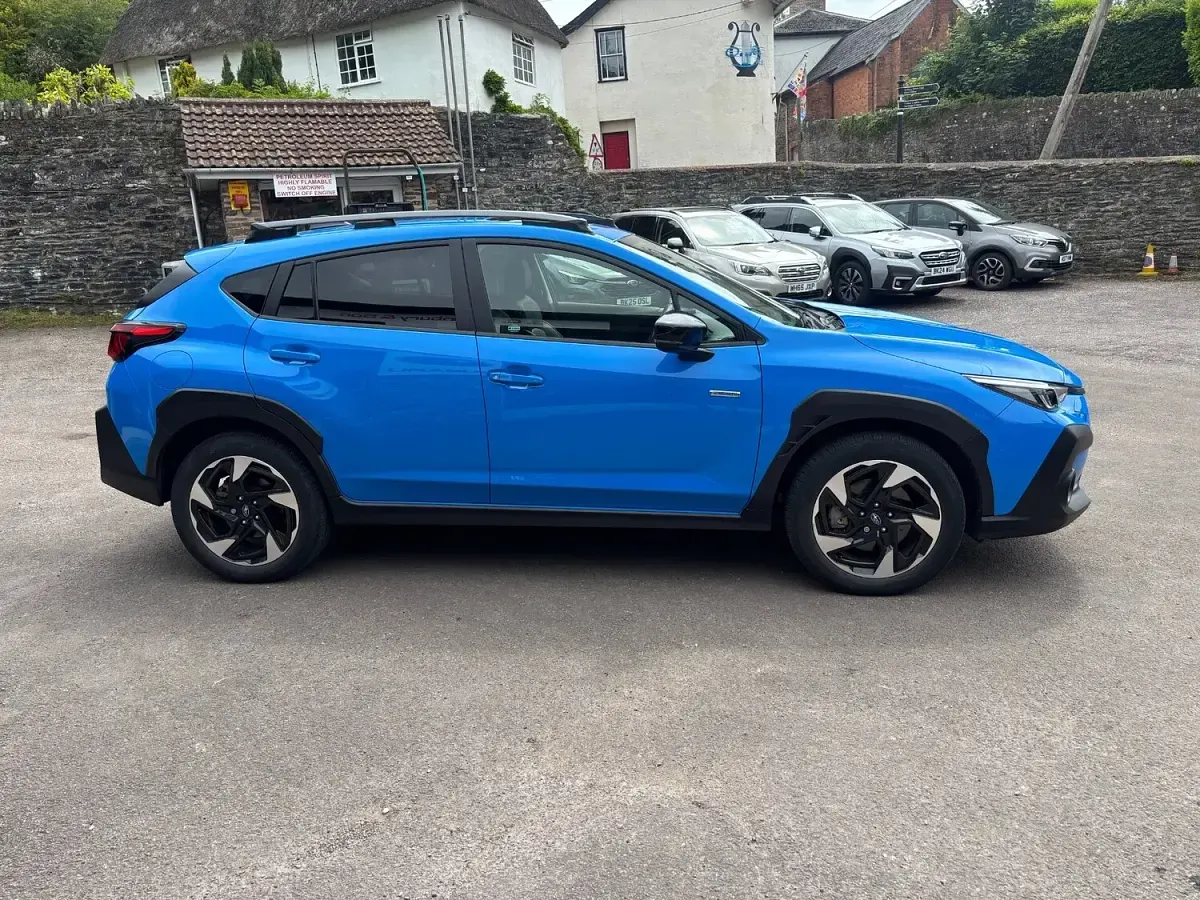 Used Subaru Crosstrek 134 HP (98 kW) 2025 Blue SUV