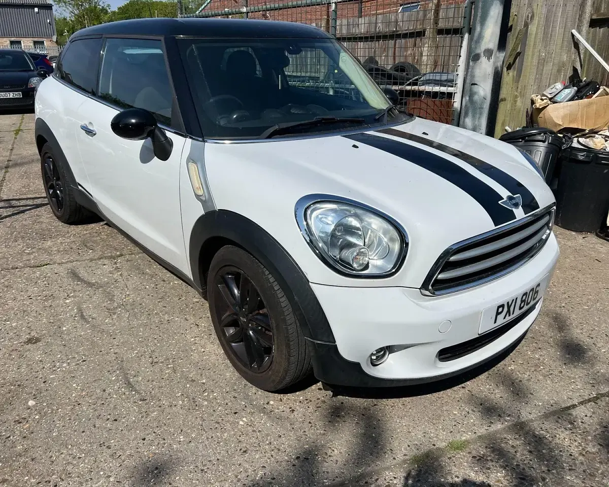 Used Mini Cooper Coupé 2014 White Coupe