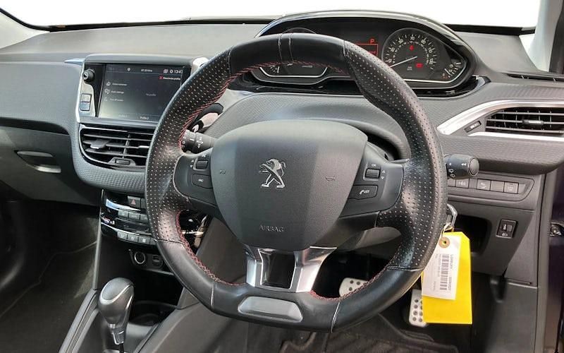 Used Peugeot 208 GT-line 109 HP (80 kW) 2018 Blue Hatchback