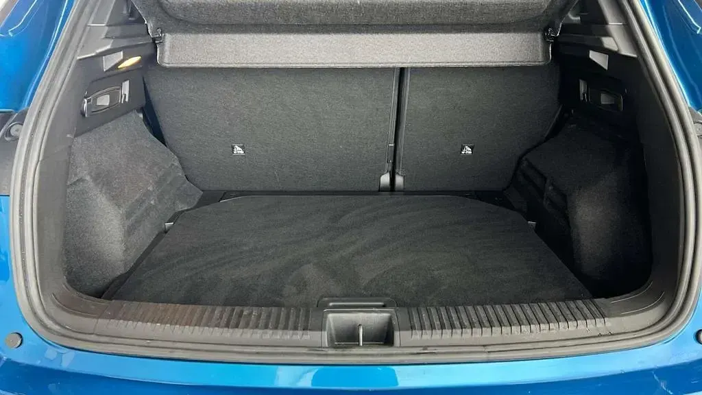 Used Renault Austral Iconic Esprit Alpine 200 HP (147 kW) 2025 Blue/black  SUV