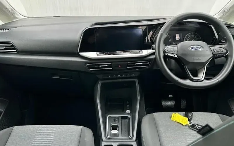 Used Ford Tourneo Connect Active 122 HP (89 kW) 2026 MPV
