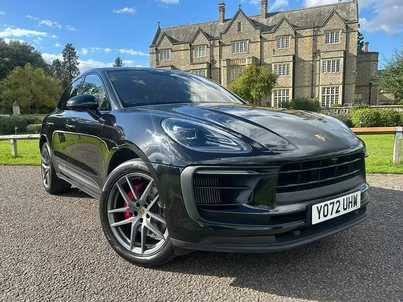 Used Porsche Macan 380 HP (279 kW) 2022 Black SUV