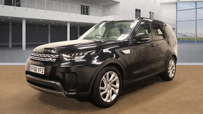Black Used 2019 Land Rover Discovery 5 HSE SUV | £18,999 (Super price) - Image 1/4
