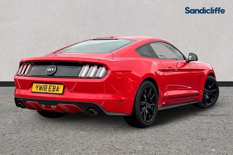 Used Ford Mustang 460 HP (338 kW) 2018 Red Coupe